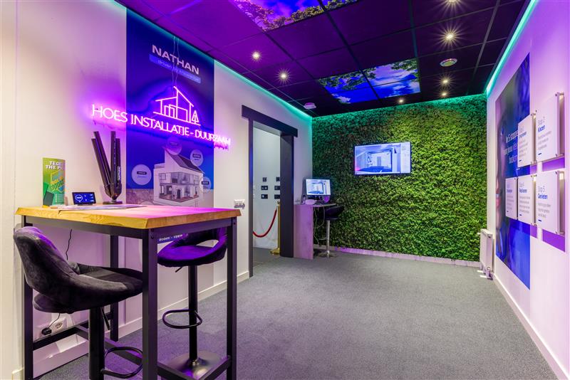 Welke rol heeft InstalCenter gespeeld bij het opzetten en ondersteunen van het Duurzaamheidscentrum?